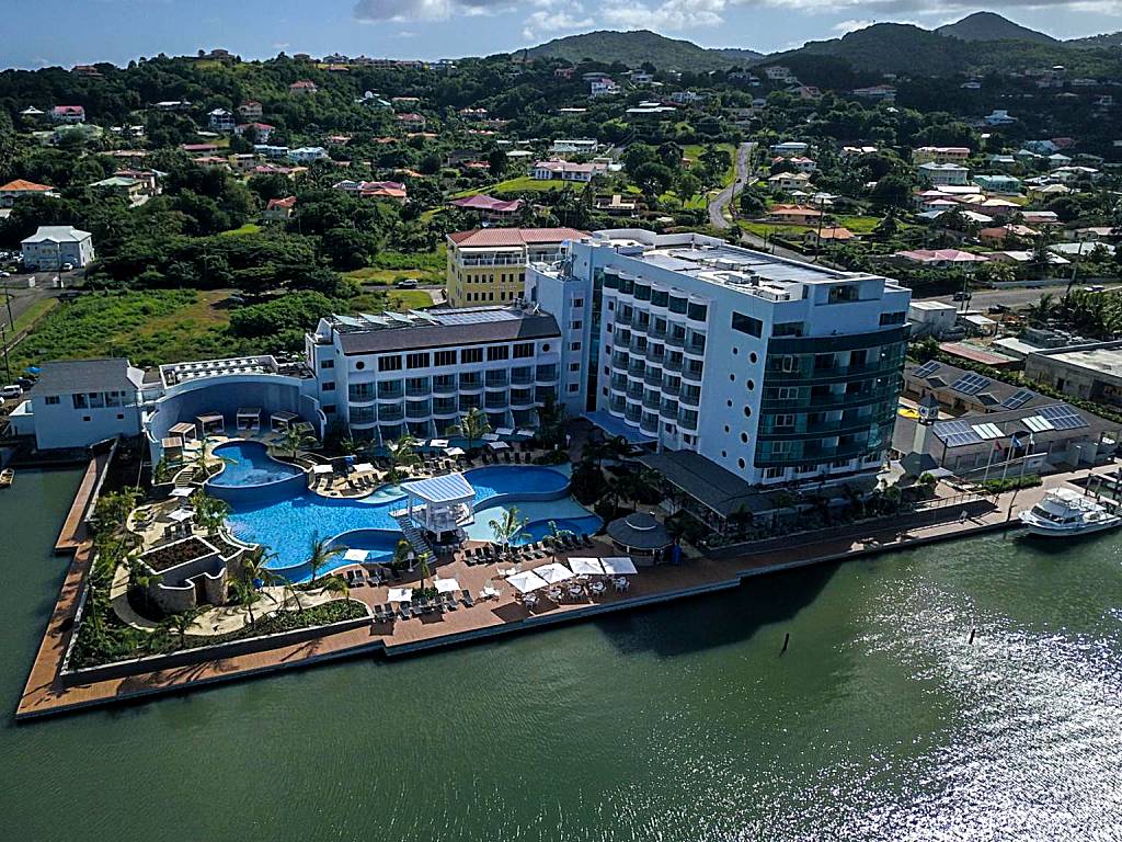 Harbor Club St Lucia